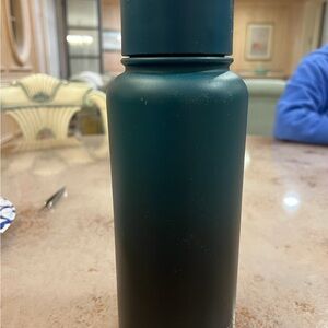 Simply Modern Summit Bottle With Straw Lid 32oz. Color Moonlight